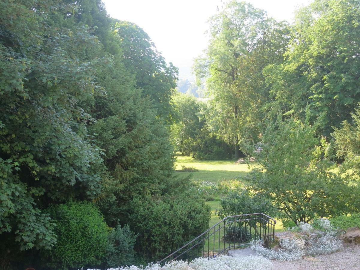 Le Clos - La Chapelle Lombard  Buitenkant foto